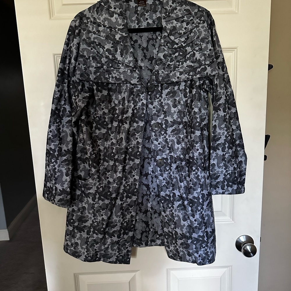 Multiples Size Small Black And Gray Jacket. - image 1
